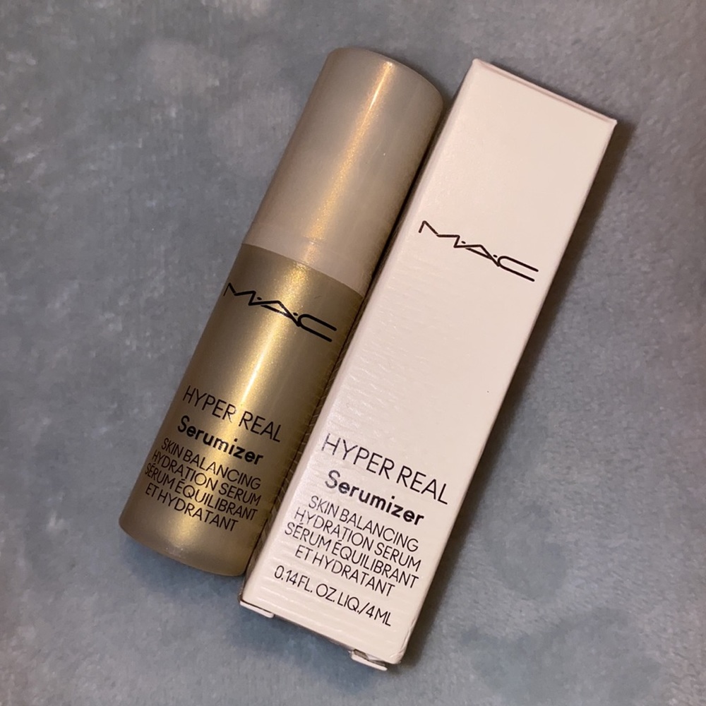 HOST PICK! M.A.C. Hyper Real Serumizer (0.14fl oz)